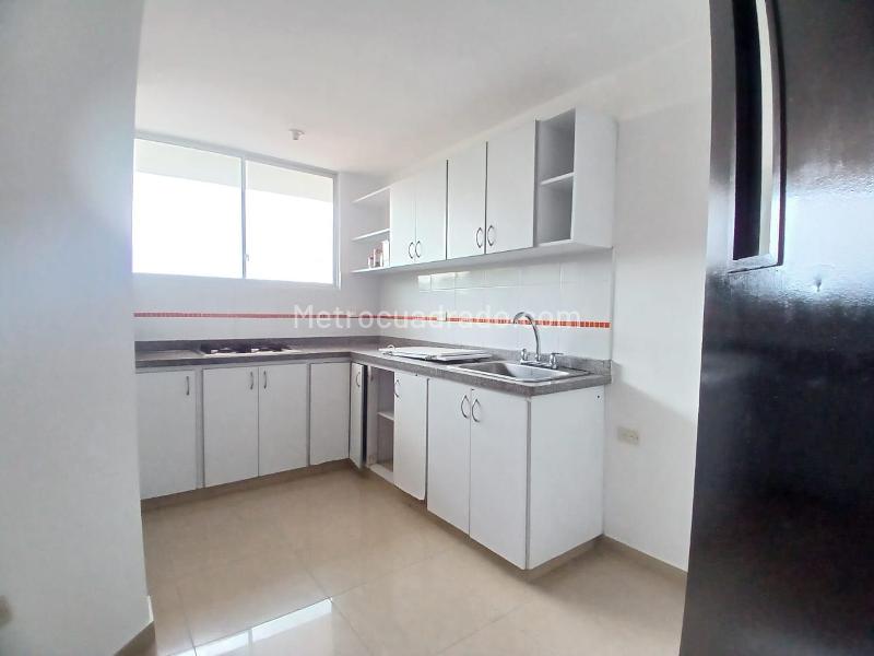 Casa – Pereira, Comuna Olímpica - Más