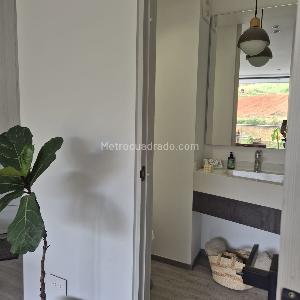 Apartamento en venta en Pinares, Pereira · foto 7 de 19