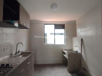 Apartamento de 2 alcobas en venta en Comfamiliar Gamma, Pereira, 60 m² · foto 4 de 14