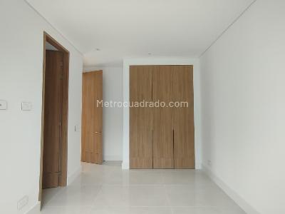 Apartamento en venta en Pinares Alto, Pereira · foto 7 de 16