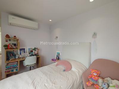 Casa de 5 alcobas en venta en Alamos, Pereira, 303 m² · foto 7 de 9
