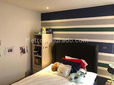 Apartamento de 3 alcobas en venta en Rosales Bella Vista, Bogotá, 274 m² · foto 10 de 19