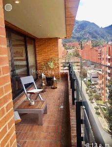Apartamento en venta en Los Rosales, Bogotá · foto 2 de 9