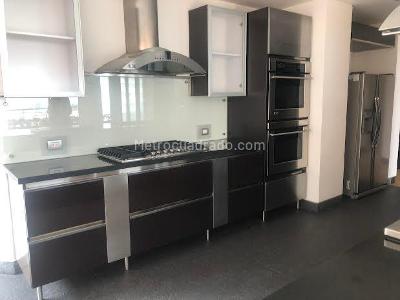 Apartamento en venta en Los Rosales, Bogotá · foto 9 de 11