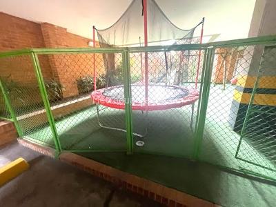 Apartamento de 4 alcobas en venta en La Cabrera, Bogotá, 380 m² · foto 18 de 19
