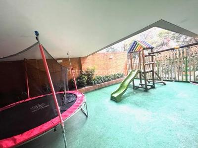 Apartamento de 4 alcobas en venta en La Cabrera, Bogotá, 380 m² · foto 19 de 19