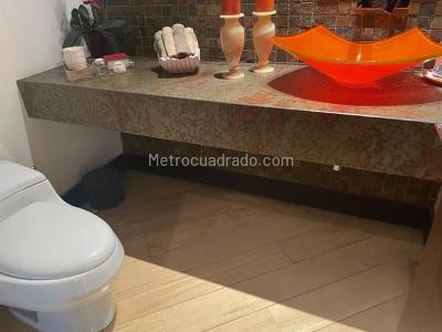 Apartamento de 4 alcobas en venta en La Cabrera, Bogotá, 380 m² · foto 6 de 19