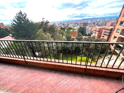 Apartamento de 3 alcobas en venta en Rosales Pietramonte, Bogotá, 219 m² · foto 18 de 20