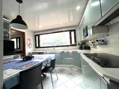 Apartamento de 3 alcobas en venta en Rosales Pietramonte, Bogotá, 219 m² · foto 6 de 20