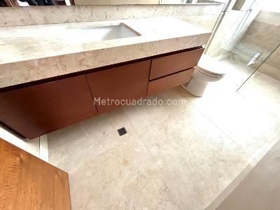 Apartamento de 4 alcobas en venta en Los Rosales, Bogotá, 360 m² · foto 14 de 20