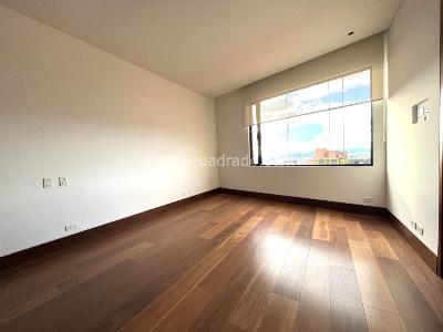Apartamento de 4 alcobas en venta en Los Rosales, Bogotá, 360 m² · foto 15 de 20
