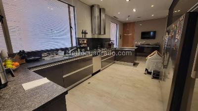 Apartamento de 3 alcobas en venta en Rosales Bella Vista, Bogotá, 301 m² · foto 11 de 20