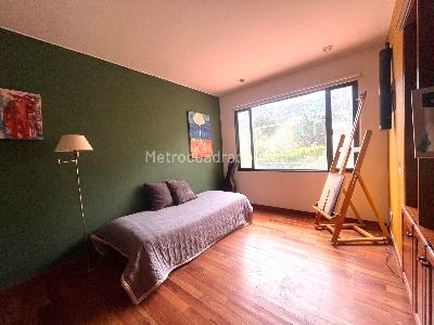 Apartamento de 3 alcobas en venta en Los Rosales Emaus, Bogotá, 279 m² · foto 16 de 20