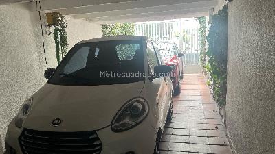 Casa de 4 alcobas en venta en Polo Club, Bogotá, 268 m² · foto 12 de 16