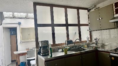 Casa de 4 alcobas en venta en Polo Club, Bogotá, 268 m² · foto 3 de 16