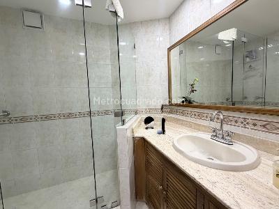 Apartamento en venta en Las Rosales, Bogotá · foto 11 de 20