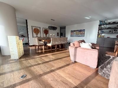 Apartamento en venta en Los Rosales, Bogotá · foto 6 de 20