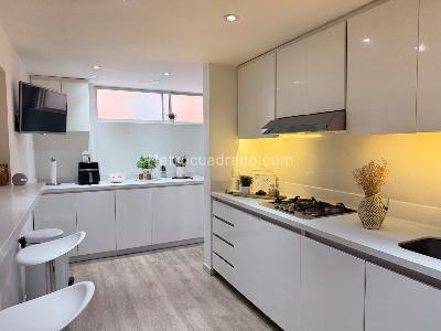 Apartamento en venta en Santa Barbara Occidental, Bogotá · foto 13 de 15