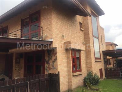 Casa de 5 alcobas en venta en Vereda La Balsa, Chía, 256 m² · foto 3 de 20