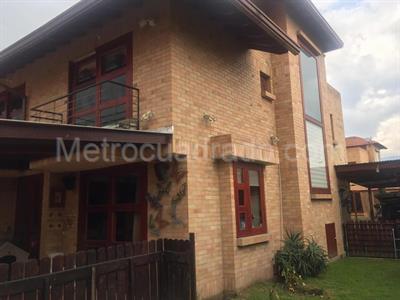 Casa de 5 alcobas en venta en La Balsa, Chía, 256 m² · foto 3 de 20