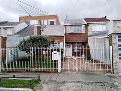 Casa de 3 alcobas en venta en Modelia Mallorca, Bogotá, 153 m² · foto 19 de 20