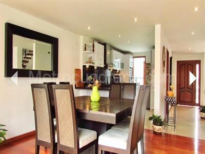 Casa en venta en El Cairo, Chía · foto 3 de 20