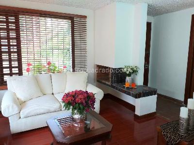 Casa de 3 alcobas en venta en Bella Suiza, Bogotá, 203 m² · foto 6 de 19