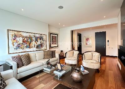 Apartamento de 4 alcobas en venta en Los Rosales Reservado, Bogotá, 300 m² · foto 2 de 19