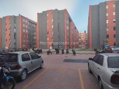 Apartamento en venta en Conjunto Lunaria, Chía · foto 2 de 15