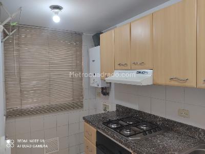 Apartamento en venta en El Codito, Bogotá · foto 4 de 16
