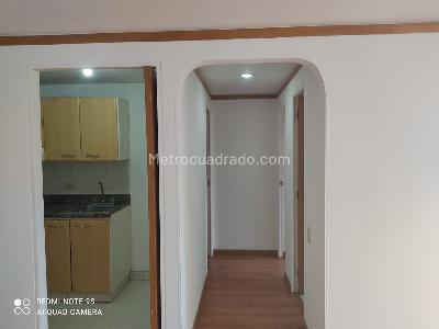 Apartamento en venta en El Codito, Bogotá · foto 6 de 16