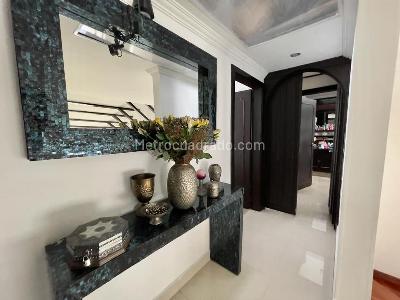 Casa de 4 alcobas en venta en Canodromo, Bogotá, 300 m² · foto 12 de 20