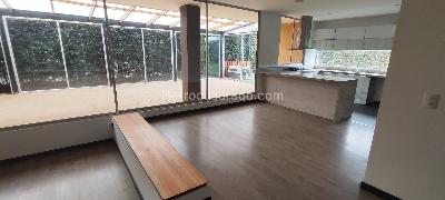 Casa de 4 alcobas en venta en Cajicá, Cajicá, 262 m² · foto 2 de 20