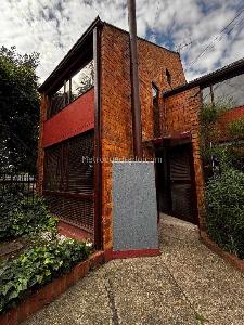 Casa de 3 alcobas en venta en Autopista Norte, Bogotá, 81 m² · foto 2 de 15