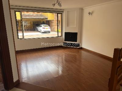Casa de 4 alcobas en venta en Delicias, Chía, 256 m² · foto 2 de 19