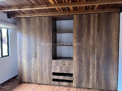 Casa de 4 alcobas en venta en Delicias, Chía, 256 m² · foto 13 de 19