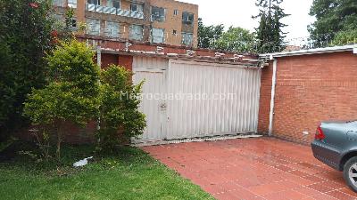 Casa de 4 alcobas en venta en Cedro Bolivar, Bogotá, 380 m² · foto 3 de 20