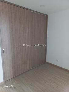 Apartamento en venta en Santa Barbara, Bogotá · foto 8 de 11
