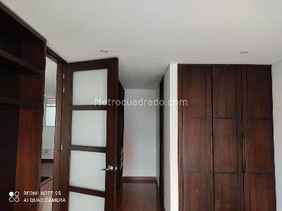Apartamento en venta en El Contador, Bogotá · foto 11 de 19