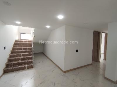 Casa de 5 alcobas en venta en Villas Del Tunjaque, La Calera, 400 m² · foto 12 de 20