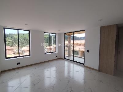 Casa de 5 alcobas en venta en Villas Del Tunjaque, La Calera, 400 m² · foto 15 de 20
