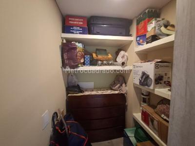 Apartamento en venta en Normandia, Bogotá · foto 11 de 20