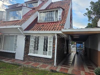 Casa de 5 alcobas en venta en Colina Campestre, Bogotá, 244 m² · foto 19 de 20