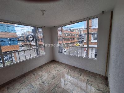 Apartamento de 2 alcobas en arriendo en Muelle Engativa, Bogotá, 60 m² · foto 15 de 16