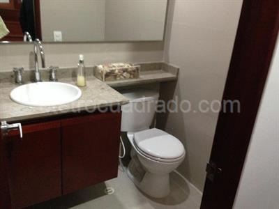 Apartamento de 4 alcobas en venta en Cerros Altos De Suba, Bogotá, 235 m² · foto 14 de 19