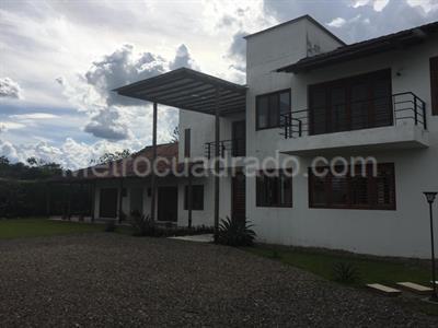 Casa de 5 alcobas en venta en Balmoral, Villavicencio, 600 m² · foto 2 de 20