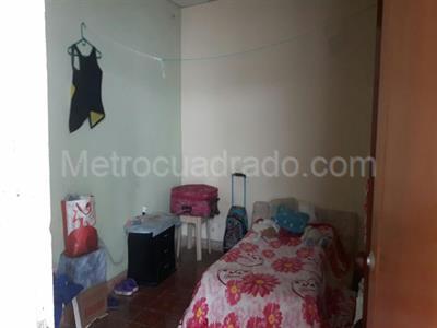 Casa de 4 alcobas en venta en Centro, Villavicencio, 180 m² · foto 8 de 11