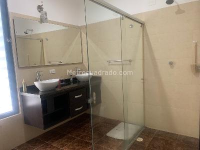 Casa de 5 alcobas en venta en La Llanerita, Villavicencio, 1925 m² · foto 14 de 20