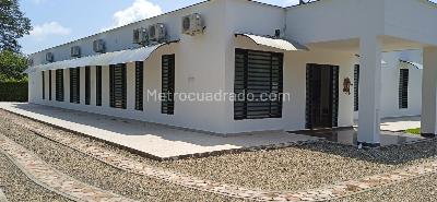 Casa de 5 alcobas en venta en La Llanerita, Villavicencio, 1925 m² · foto 18 de 20