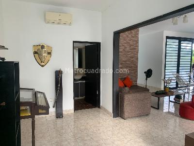 Casa de 5 alcobas en venta en La Llanerita, Villavicencio, 1925 m² · foto 7 de 20